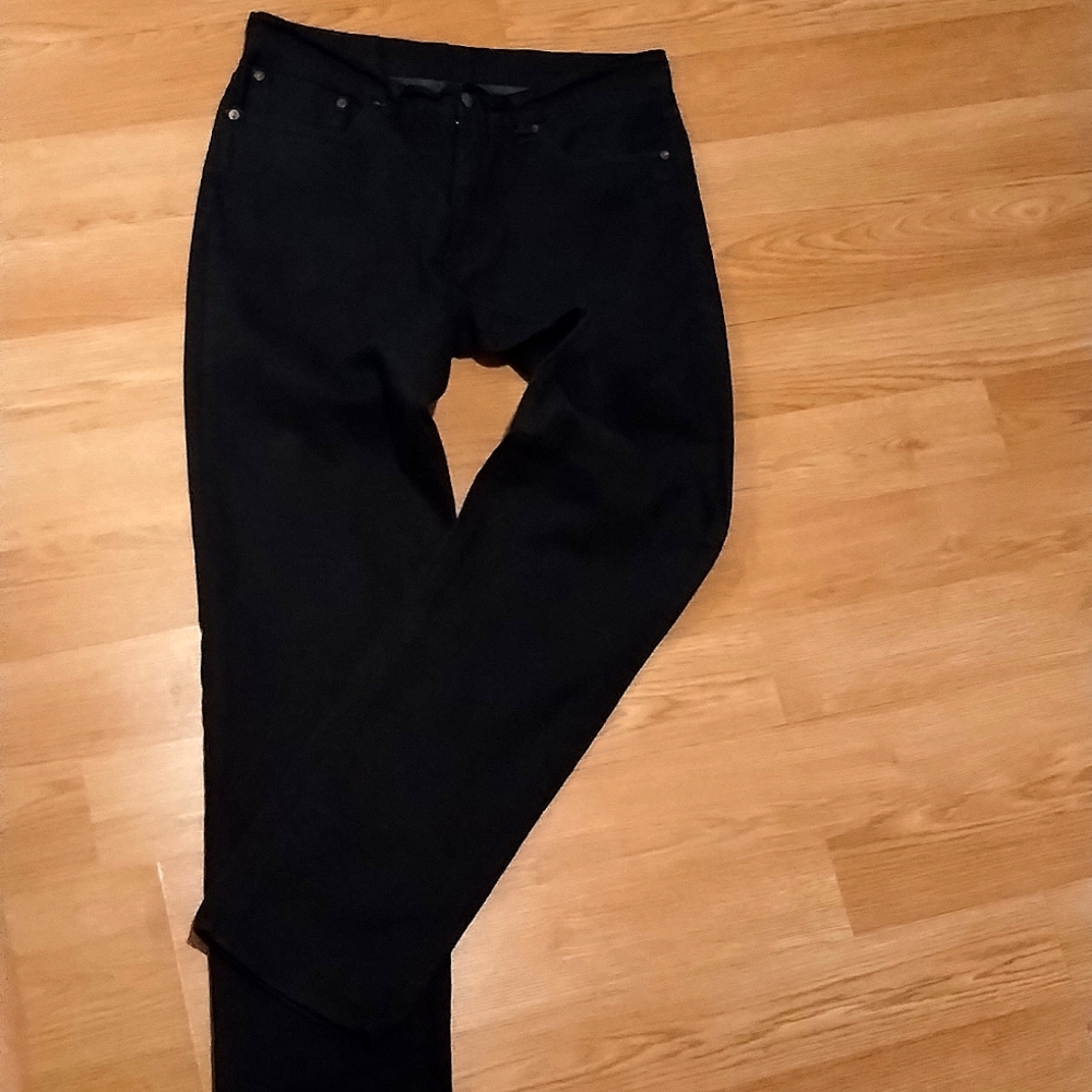 511 Levi's Men's Jeans Size 33" x 34 " Made in USA